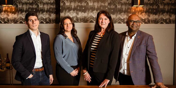 The CIBC Wood Gundy's Investment Advisory Team.