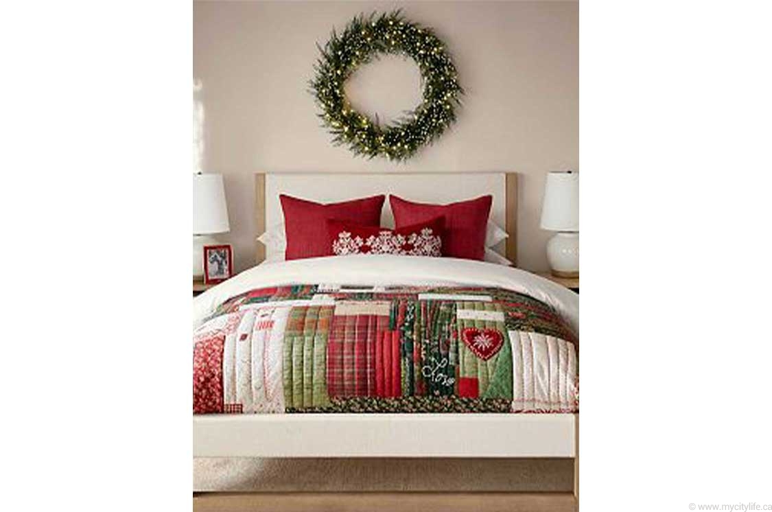 Holiday Love Reversible Quilt