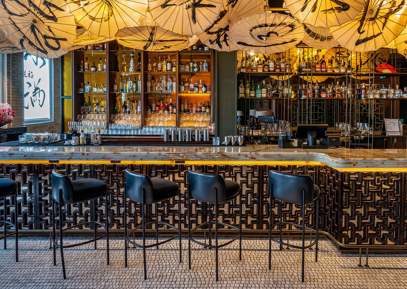 Honey Chinese.indd A beautiful rediscovery celebrating the flavours, cultures and, most importantly, the stories of Asia. | Photo By Riley Snelling