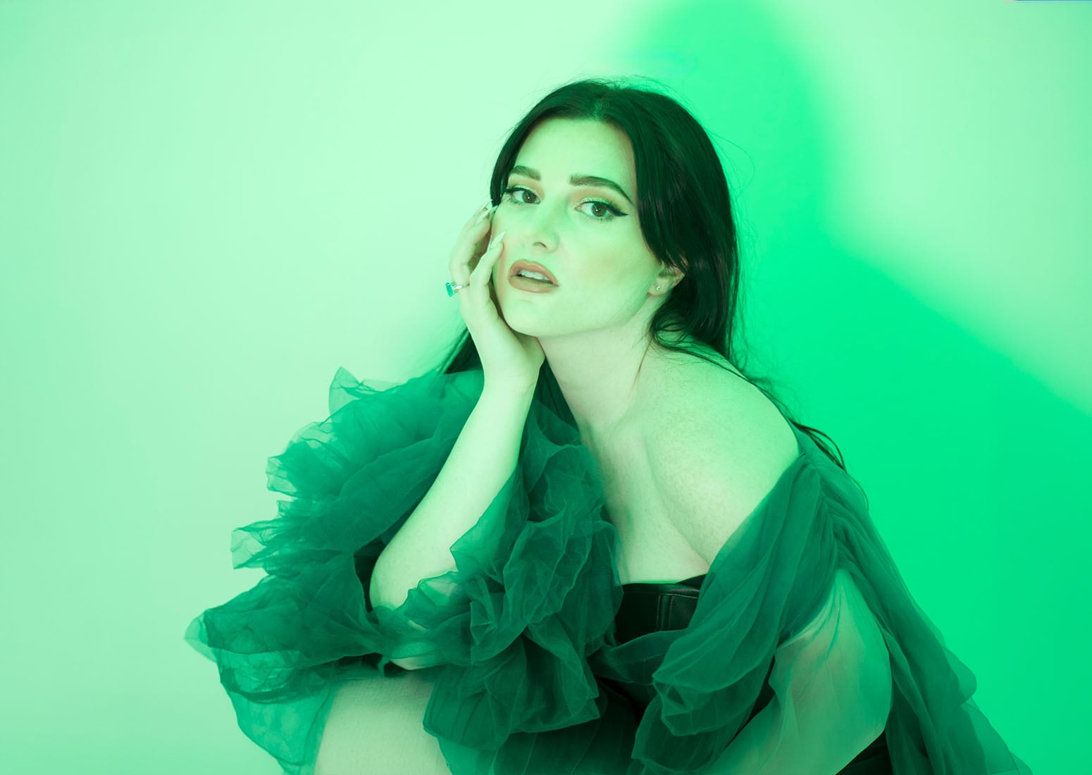 Nix Correa.indd Nix Correa | Toronto-based Artist Nix Correa Brings Emotion And Sensitivity To Her Pop Songs. | Photo By Scott Morrison