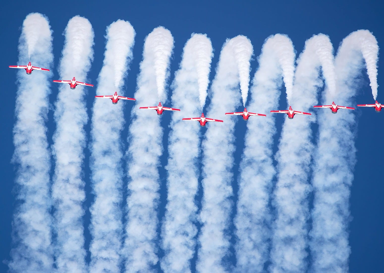 As the jets fly high in the sky, the Canadian International Air Show celebrates the best of aviation like no other. | Photo Courtesy of Canadian International Air Show